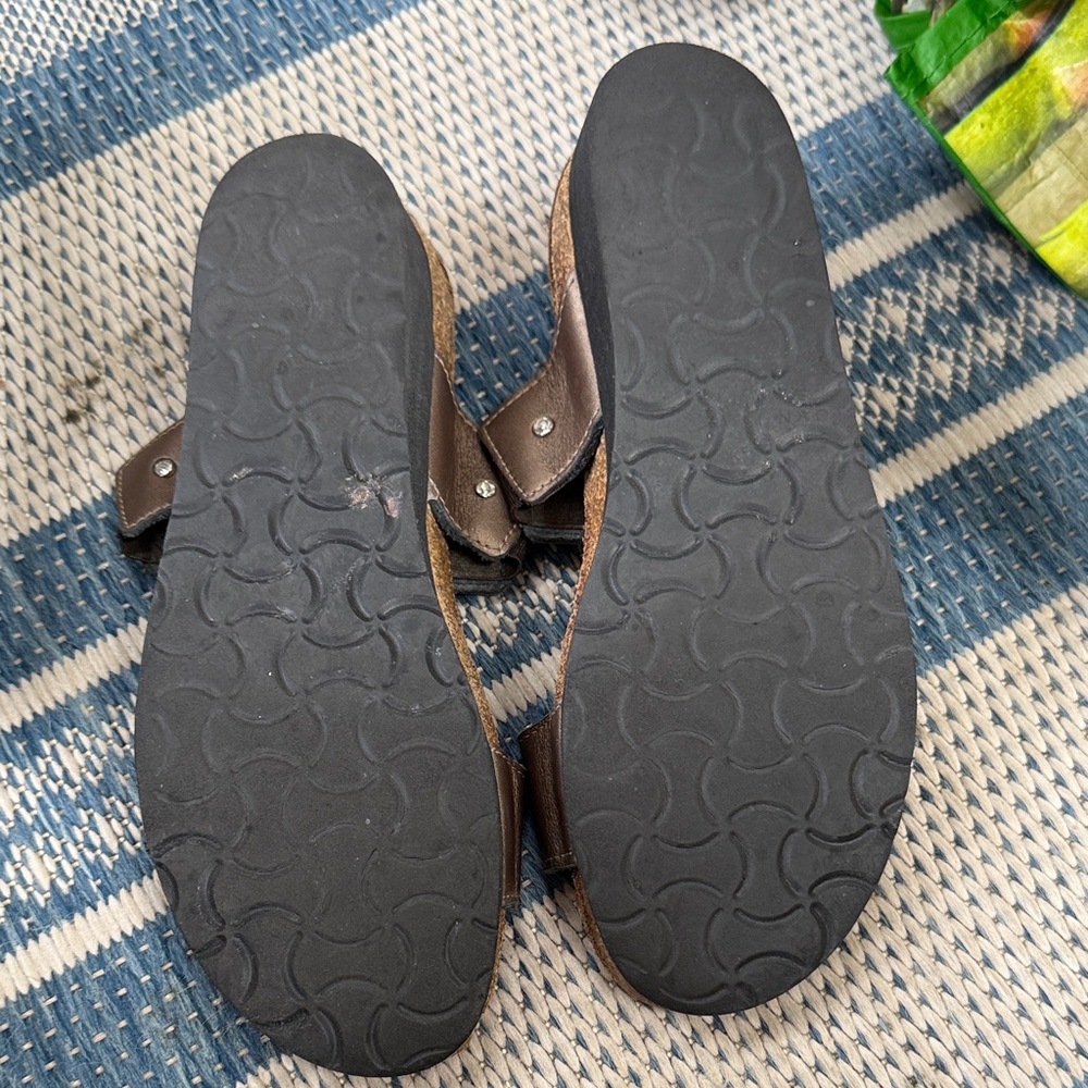 Naot Bronze Sandals - Picture 4 of 4